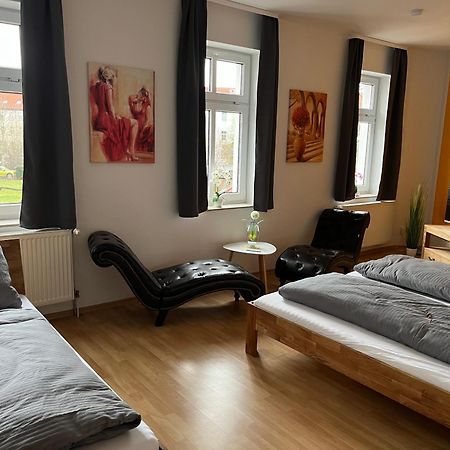 Fewo "Franzi" 5 Personen, Zentrale Lage, Parkplatz Dessau-Rosslau Eksteriør bilde