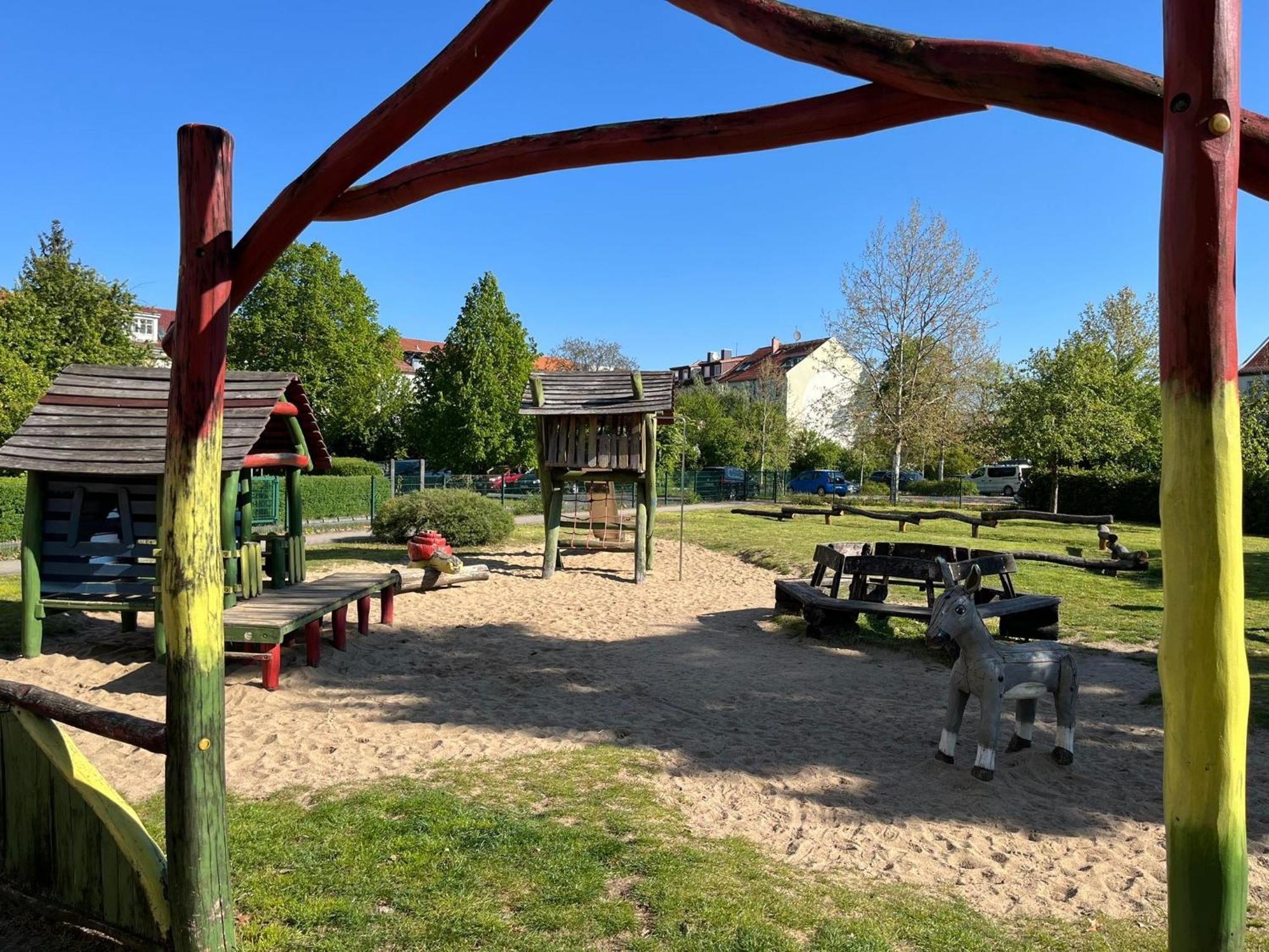 Fewo "Franzi" 5 Personen, Zentrale Lage, Parkplatz Dessau-Rosslau Eksteriør bilde
