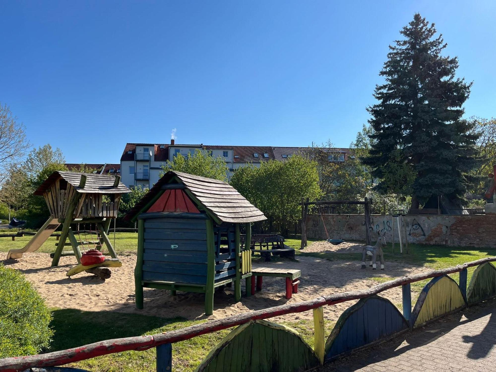 Fewo "Franzi" 5 Personen, Zentrale Lage, Parkplatz Dessau-Rosslau Eksteriør bilde